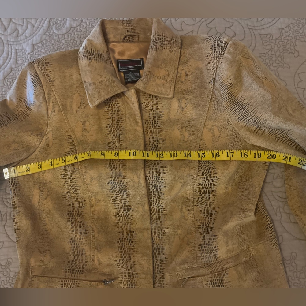 Bradley Bayou Coastal Cowgirl Caramel Tan Snakeskin Print Suede Leather Jacket M - Picture 10 of 12